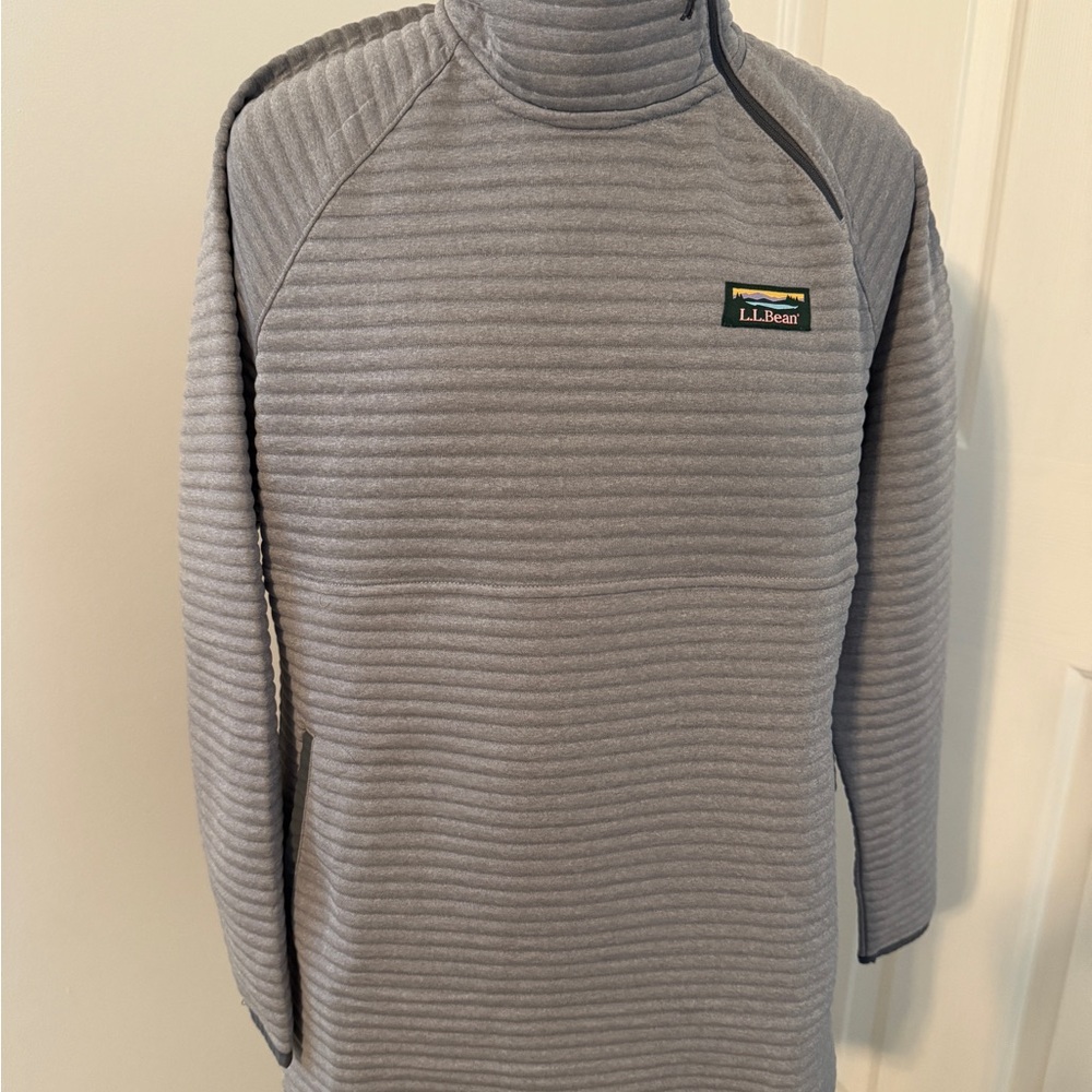 L.L. Bean Gray Turtleneck Top Fine Knit